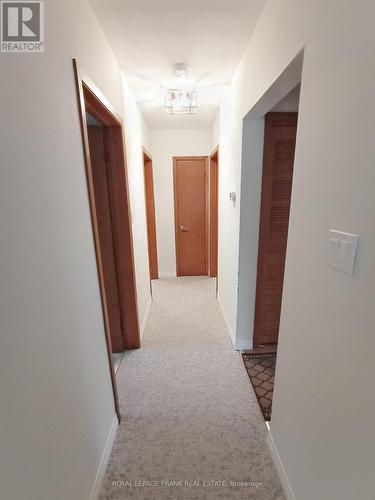 926 Walnut Court, Oshawa (Donevan), ON - Indoor Photo Showing Other Room