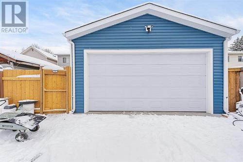 detached garage - 1015 Riverbend Drive Se, Calgary, AB - Outdoor With Exterior