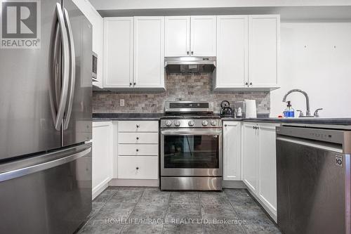 116 Amaranth Crescent, Brampton, ON - Indoor Photo Showing Kitchen With Stainless Steel Kitchen With Upgraded Kitchen