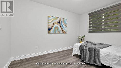 16 Drake Boulevard, Brampton, ON - Indoor Photo Showing Other Room