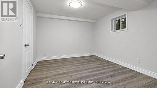 16 Drake Boulevard, Brampton, ON - Indoor Photo Showing Other Room