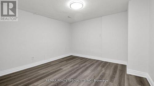 16 Drake Boulevard, Brampton, ON - Indoor Photo Showing Other Room