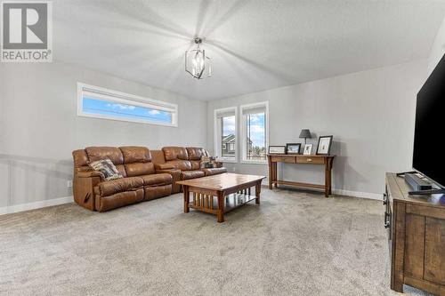 248 Sandpiper Crescent, Chestermere, AB - Indoor Photo Showing Living Room