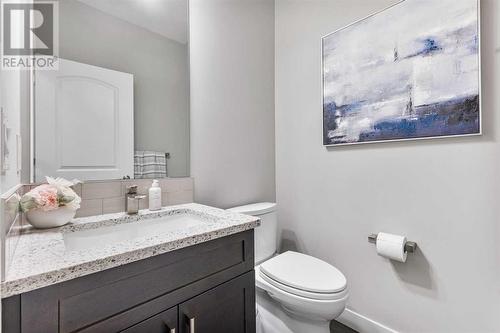 248 Sandpiper Crescent, Chestermere, AB - Indoor Photo Showing Bathroom