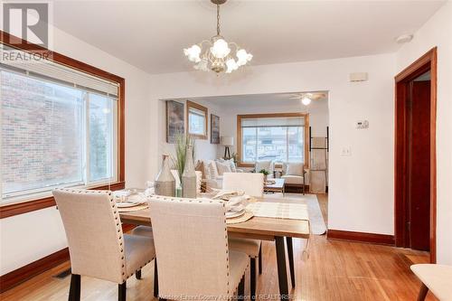 7026 Wyandotte Street East, Windsor, ON - Indoor Photo Showing Dining Room