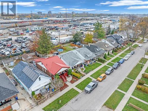 1054 Oak Street, Windsor, ON - Outdoor With View