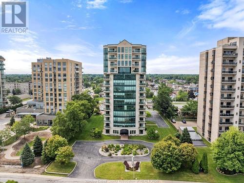 4789 Riverside Drive East Unit# 101, Windsor, ON - Outdoor With Facade