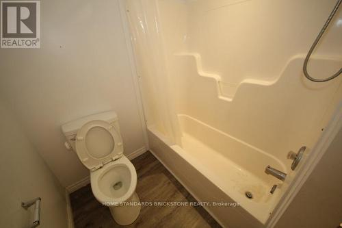 123 Kerwood Drive, Cambridge, ON - Indoor Photo Showing Bathroom