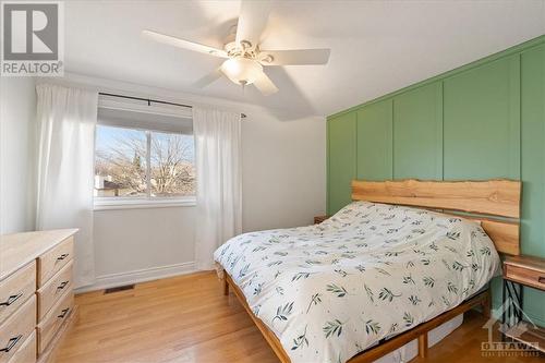 370 Duvernay Drive, Orleans - Cumberland And Area (1104 - Queenswood Heights South), ON - Indoor Photo Showing Bedroom