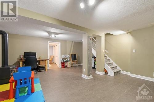 370 Duvernay Drive, Orleans - Cumberland And Area (1104 - Queenswood Heights South), ON - Indoor Photo Showing Other Room