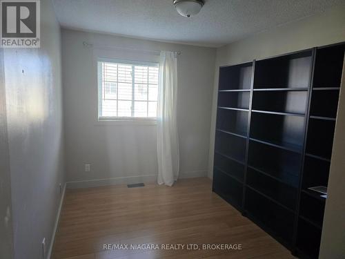 10 - 6910 Kalar Road E, Niagara Falls (218 - West Wood), ON - Indoor Photo Showing Other Room