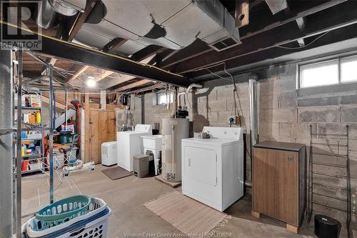 980 Ypres, Windsor, ON - Indoor Photo Showing Laundry Room