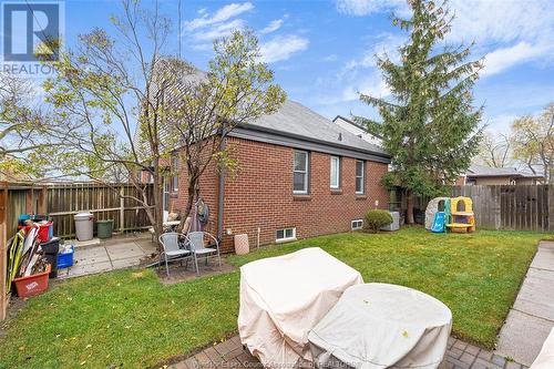 980 Ypres, Windsor, ON - Outdoor