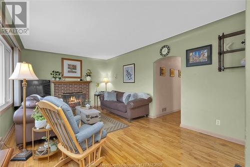 980 Ypres, Windsor, ON - Indoor Photo Showing Living Room With Fireplace