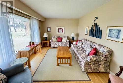 22 Rio Road, Sudbury, ON - Indoor Photo Showing Living Room