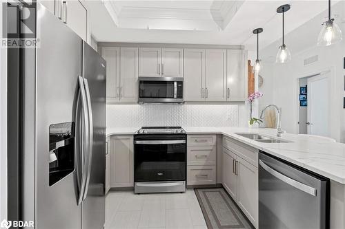 1880 Gordon Street Unit# 801, Guelph, ON - Indoor Photo Showing Kitchen With Stainless Steel Kitchen With Double Sink With Upgraded Kitchen