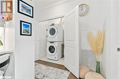 1880 Gordon Street Unit# 801, Guelph, ON - Indoor Photo Showing Laundry Room