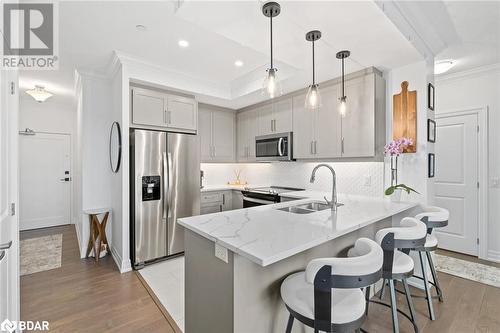 1880 Gordon Street Unit# 801, Guelph, ON - Indoor Photo Showing Kitchen With Stainless Steel Kitchen With Double Sink With Upgraded Kitchen