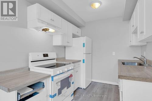 3A - 25 Prince Of Wales Drive, Belleville, ON - Indoor Photo Showing Kitchen