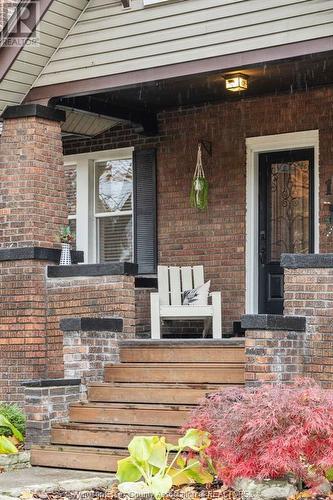 1379 Victoria Avenue, Windsor, ON - Outdoor