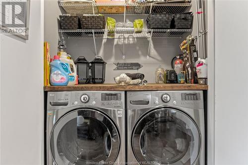 1379 Victoria Avenue, Windsor, ON - Indoor Photo Showing Laundry Room