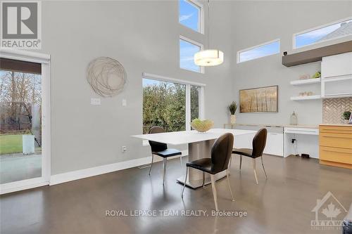 430 Lockmaster Crescent, Ottawa, ON - Indoor Photo Showing Dining Room