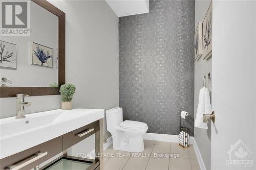 430 Lockmaster Crescent, Ottawa, ON - Indoor Photo Showing Bathroom