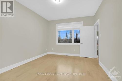 430 Lockmaster Crescent, Ottawa, ON - Indoor Photo Showing Other Room