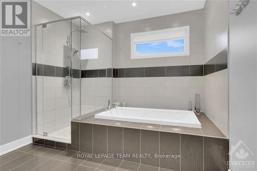 430 Lockmaster Crescent, Ottawa, ON - Indoor Photo Showing Bathroom