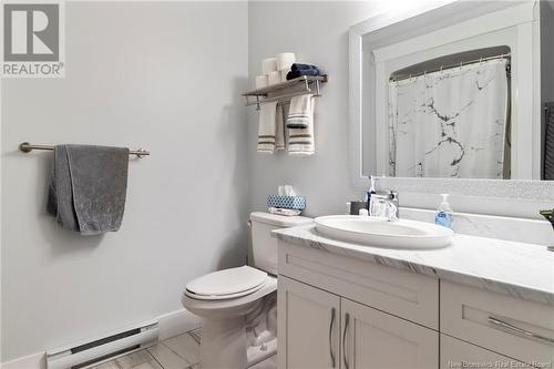 11 Rosenburg Street, Moncton, NB - Indoor Photo Showing Bathroom