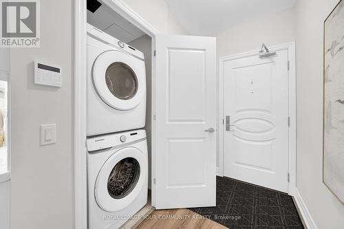 1908 - 9075 Jane Street, Vaughan, ON - Indoor Photo Showing Laundry Room