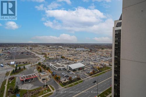 1908 - 9075 Jane Street, Vaughan, ON - Outdoor With View