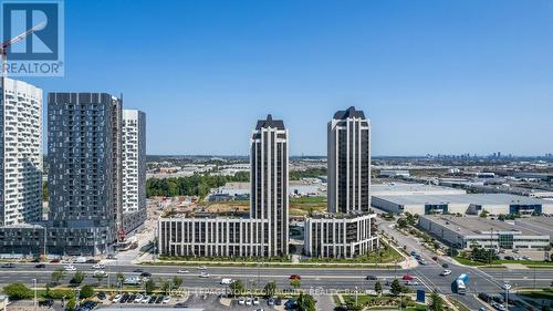 1908 - 9075 Jane Street, Vaughan, ON - Outdoor With View