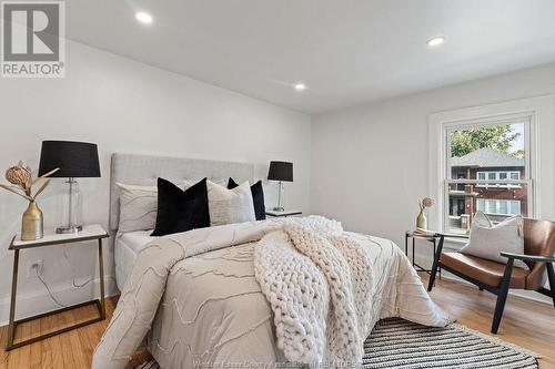 1373 Dougall Avenue, Windsor, ON - Indoor Photo Showing Bedroom