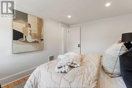 1373 Dougall Avenue, Windsor, ON - Indoor Photo Showing Bedroom