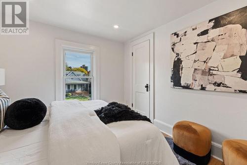 1373 Dougall Avenue, Windsor, ON - Indoor Photo Showing Bedroom