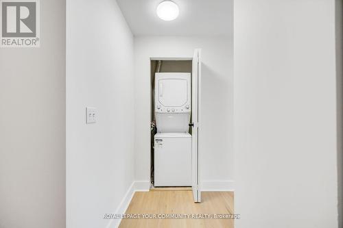 902 - 1901 Yonge Street, Toronto, ON - Indoor Photo Showing Laundry Room