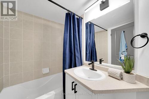 207 - 7730 Kipling Avenue, Vaughan, ON - Indoor Photo Showing Bathroom