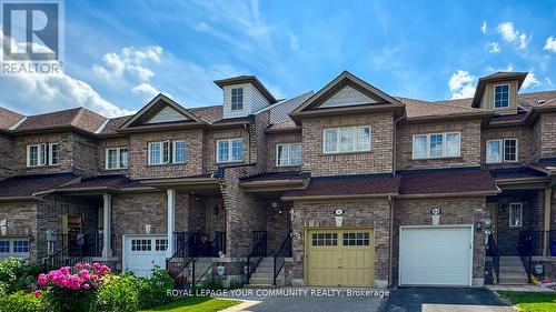 82 Goode Street, Richmond Hill, ON - Outdoor With Facade