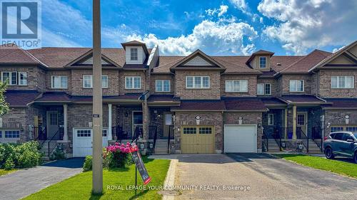 82 Goode Street, Richmond Hill, ON - Outdoor With Facade