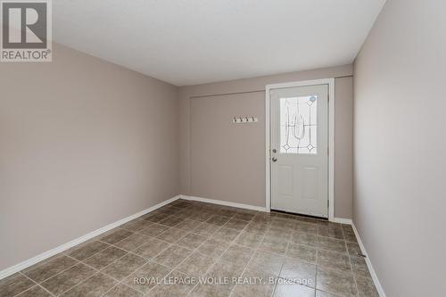 894 Strasburg Road, Kitchener, ON - Indoor Photo Showing Other Room