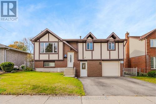 894 Strasburg Road, Kitchener, ON - Outdoor With Facade