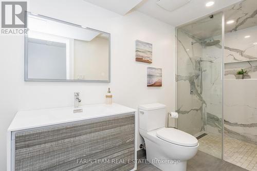 795744 Grey Road 19, Blue Mountains, ON - Indoor Photo Showing Bathroom