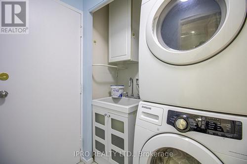 2102 - 100 Mornelle Court, Toronto, ON - Indoor Photo Showing Laundry Room