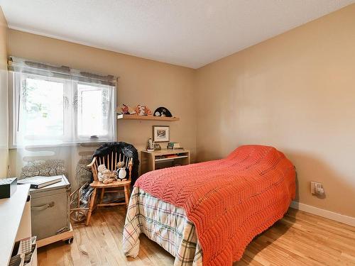 Chambre Ã Â coucher - 2646 Crois. Marseille, Brossard, QC - Indoor Photo Showing Bedroom