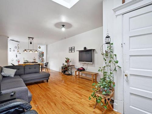 Living room - 1465  - 1469 Rue De Chambly, Montréal (Mercier/Hochelaga-Maisonneuve), QC - Indoor Photo Showing Living Room