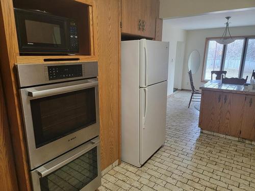 7 Lakeview Drive, Terrace Bay, ON - Indoor Photo Showing Kitchen