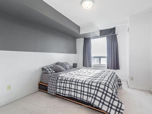 909-1 Rean Dr, Toronto, ON - Indoor Photo Showing Bedroom