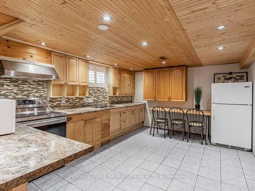 Bsmt-67 Ellington Dr, Toronto, ON - Indoor Photo Showing Kitchen