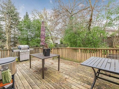 31 Cady Crt, Aurora, ON - Outdoor With Deck Patio Veranda